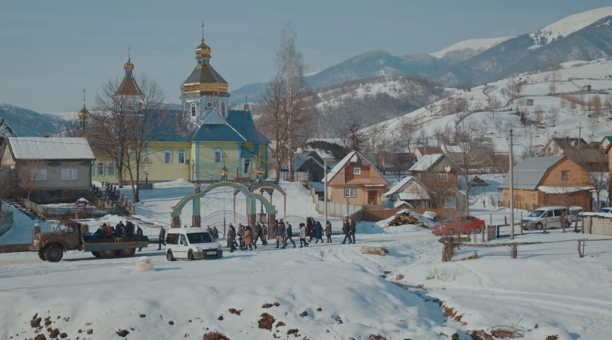 Між небом та горами