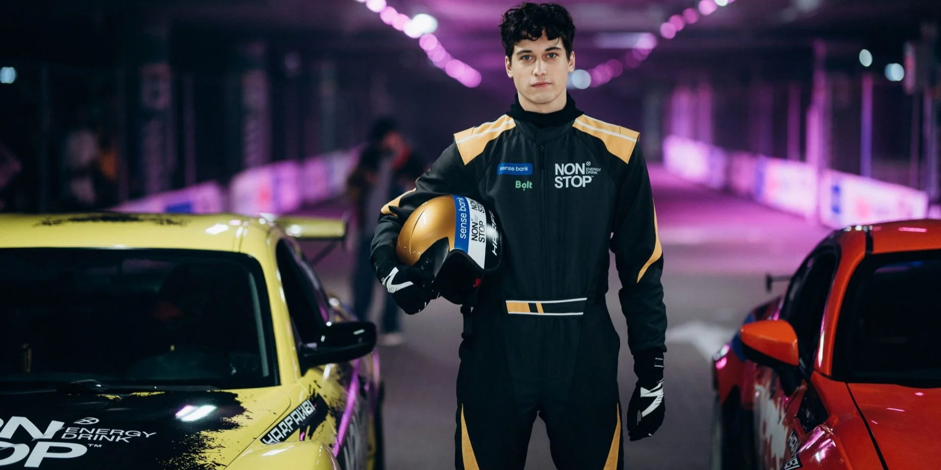 На драйві. Спецпоказ.